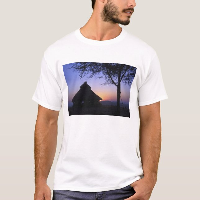 Camiseta África, Etiópia, Região do Rio Omo, Sunset over (Frente)