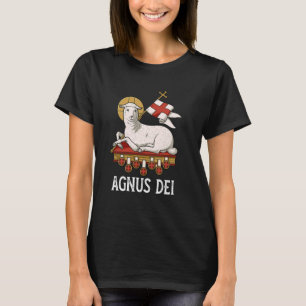 Camiseta Agnus Dei Sanctus Tradicional em Massa Latina