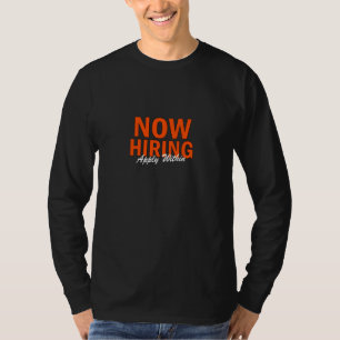 Camiseta Agora contratando aplique dentro