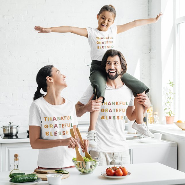 Camiseta Agradeço, Abençoada, Cores de Queda (Criador carregado)