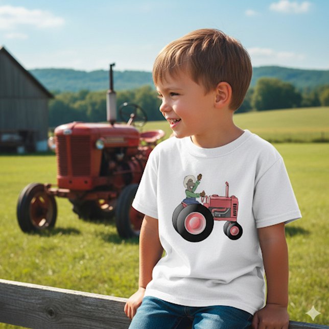 Camiseta Agricultor Dirigindo Um Trator T-Shirt (Criador carregado)