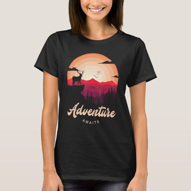 Camiseta Aguardo Roxo Sunset Mountain Deer Forest (Frente)