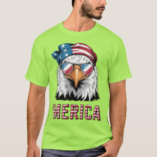 Camiseta Águia Patriótica Vestindo Óculos Legal 'Merica'