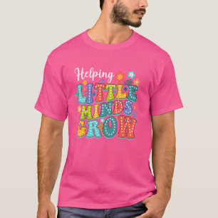 Camiseta Ajudando Pequenas Mentes A Crescer Professor Prime
