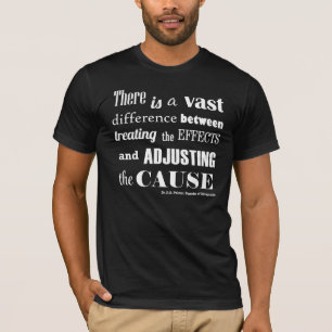 Camiseta Ajustando o t-shirt feito sob encomenda da