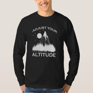 Camiseta Ajuste Sua Altitude De Caminho Nas Montanhas