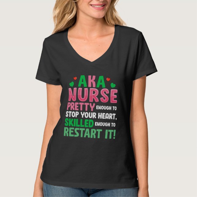 Camiseta AKA Nurse Pretty Nursing Nurse Week Scrub RN ICU E (Frente)