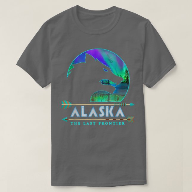 Camiseta Alaska State Alaskan Wolf with Aurora Borealis Sno (Frente do Design)