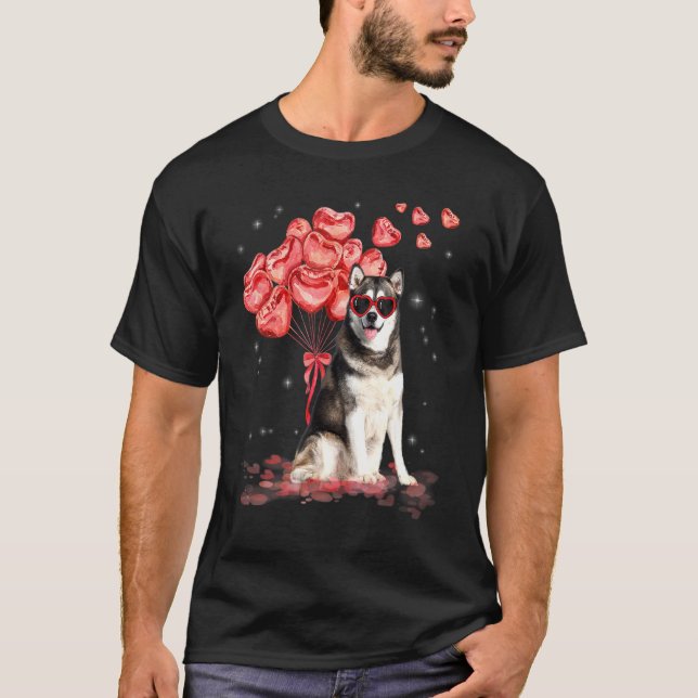Camiseta Alaskan Malamute Heart Dia de os namorados Dog Mãe (Frente)