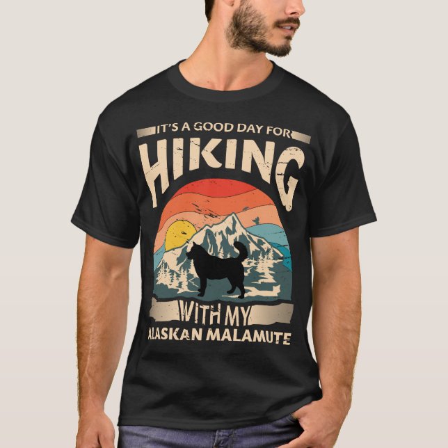 Camiseta Alaskan Malamute Hiking, Malamute Mãe e Pai (Frente)