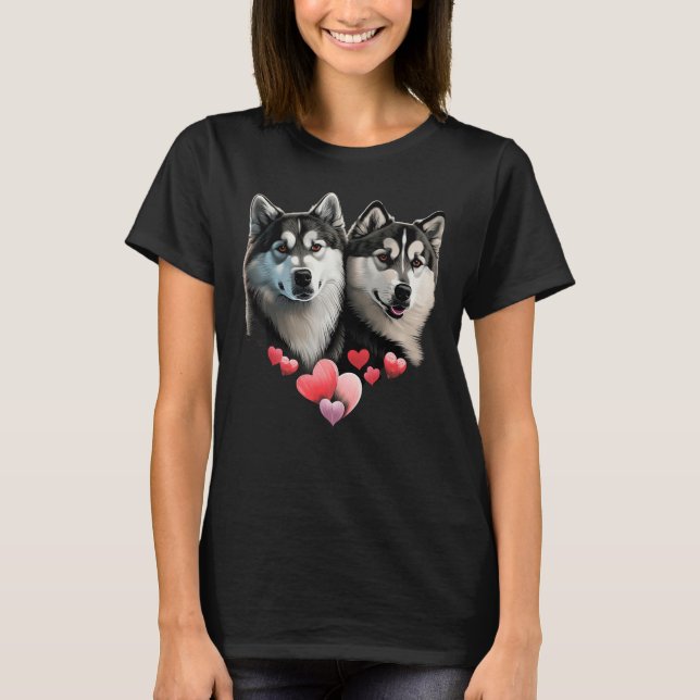 Camiseta Alaskan Malamute Love Heart on Alaskan Malamute   (Frente)