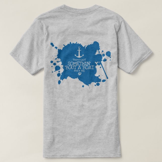 Camiseta Algo 'ataque um barco e um t-shirt do cão (Verso do Design)