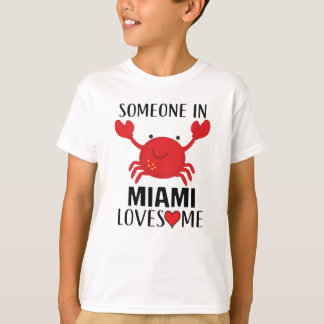 Camiseta Alguém em Miami me ama