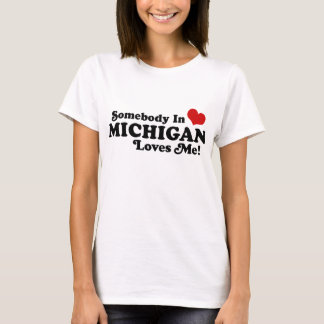 Camiseta Alguém Em Michigan Me Ama