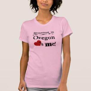 Camiseta Alguém em Oregon ama-me