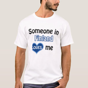 Camiseta Alguém na Finlândia me ama