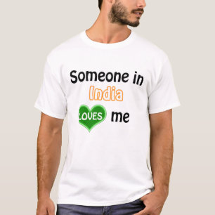 Camiseta Alguém na Índia me ama