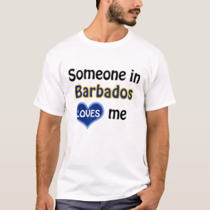 Camiseta Alguém nos Barbados me ama