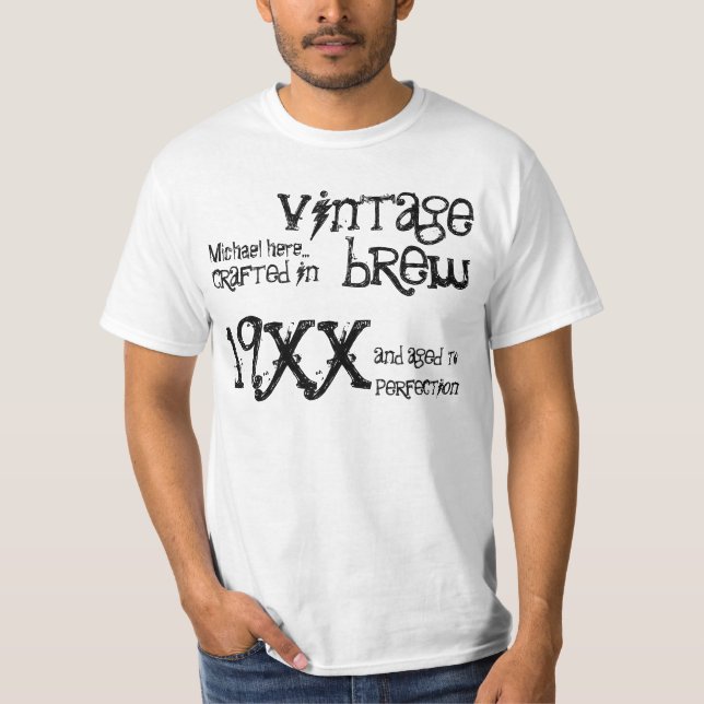 Camiseta Algum presente de aniversário engraçado W28 da (Frente)