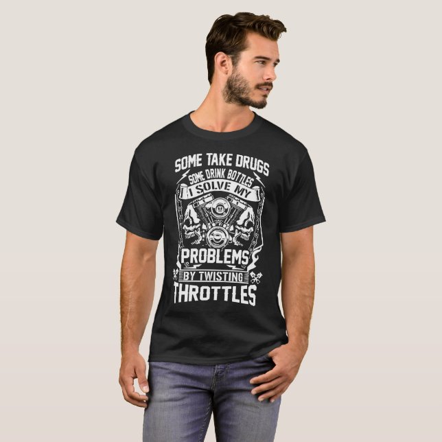 Camiseta algum tome a drogas algumas garrafas que da bebida (Frente Completa)
