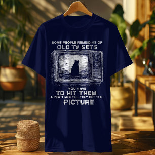 Camiseta Algumas Pessoas Me Lembram De Conjuntos De TV Anti