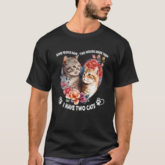 Camiseta Algumas Pessoas Têm Dois Lobos Dentro Eu Tenho Doi (Frente)