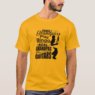 Camiseta alguns avôs jogam bingo...