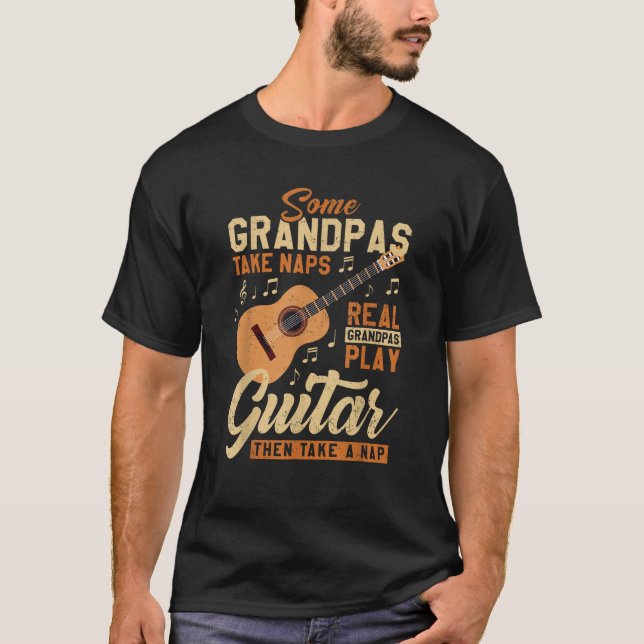 Camiseta Alguns Avós Levam Naps Avô Verdadeiros Tocam Violã (Frente)