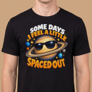 Camiseta Alguns Dias Eu Me Sinto Um Pouco Desligado Engraça