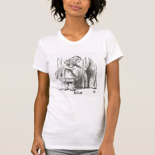 Camiseta Alice aventura-se o país das maravilhas
