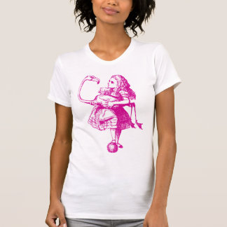 Camiseta Alice e o flamingo cobriram o rosa