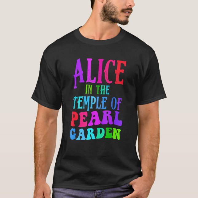Camiseta Alices Nos Templos Do Jardim De Pérolas (Frente)