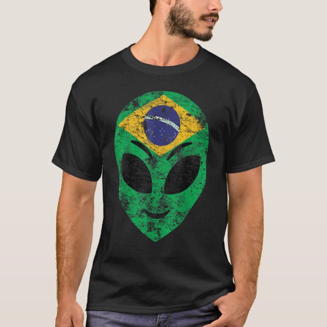 Camiseta Alien Face Vintage Brazil Flag (Frente)