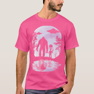 Camiseta Alienígena Bigfoot Moon Sasquatch Ufo