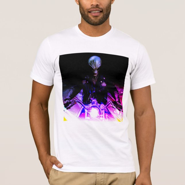 Camiseta Alienígena Biker (Versão Dreamy) (Frente)