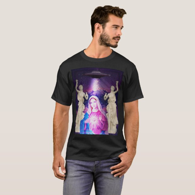 Camiseta Alienígena do santo (Frente Completa)