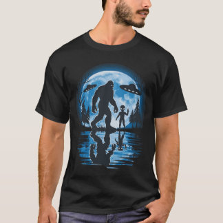 Camiseta Alienígena e Lua Bigfoot