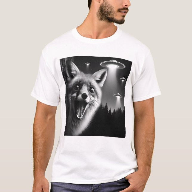 Camiseta Alienígena engraçada Fox UFO Racoon Selfie com OVN (Frente)