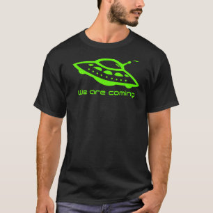 Camiseta Alienígena Hunter Voando Saucer Ufo Estamos Vindo
