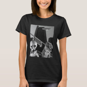 Camiseta Alienígena OFO Dinossauro Invasão Detroit Michigan