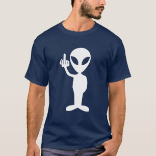 Camiseta Alienígena que mostra o dedo médio