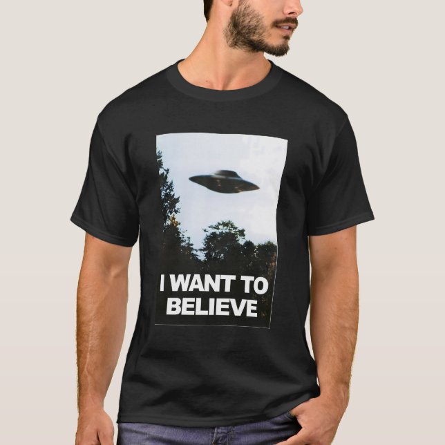 Camiseta Alienígena Ufo Hunter Eu Quero Acreditar (Frente)