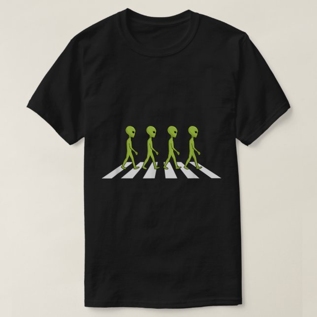 Camiseta Aliens atravessando e caminhando através da estrad (Frente do Design)