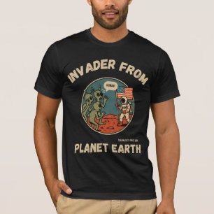 Camiseta Aliens e astronautas no espaço Engraçado Design