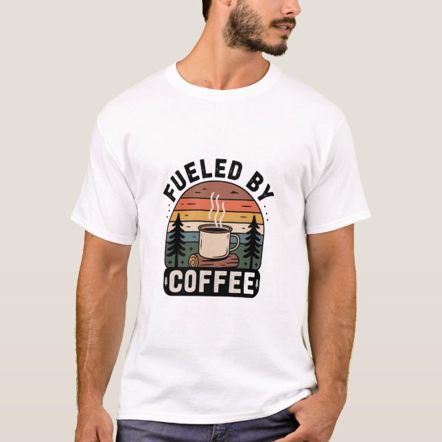 Camiseta Alimentado pelo Retro Camp de Café (Frente)