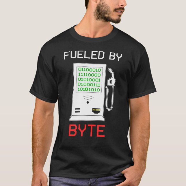 Camiseta Alimentado por Geek de Nerd de Computador de Byte (Frente)