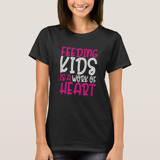 Camiseta Alimentar Crianças É Uma Obra De Coração (Frente)