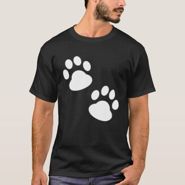 Camiseta All you need is a dog and a lake with paw prints (Frente)