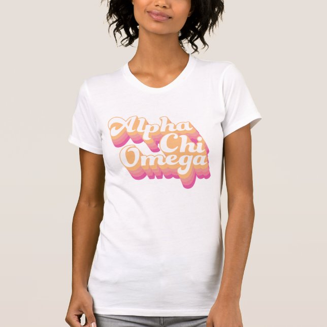 Camiseta Alpha Chi Omega| Groovy Script (Frente)