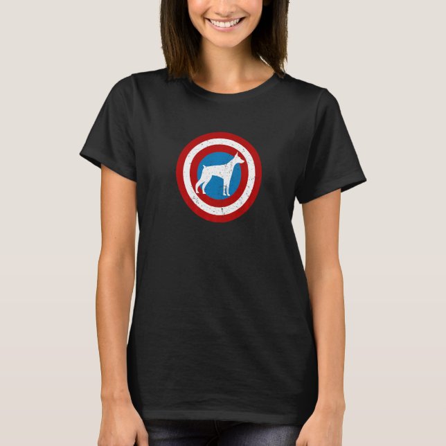 Camiseta Alvo Com Dificuldade Do Doberman Hero (Frente)